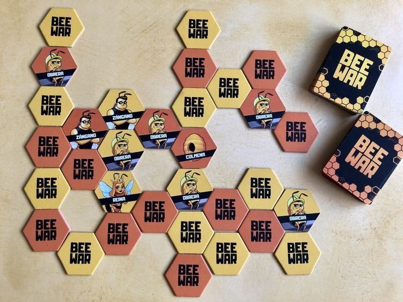 BEE WAR imagen 2